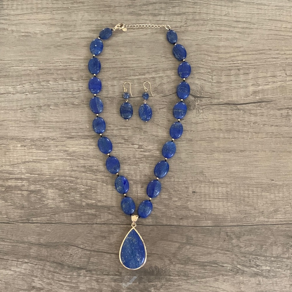 Blue and gold stone necklace